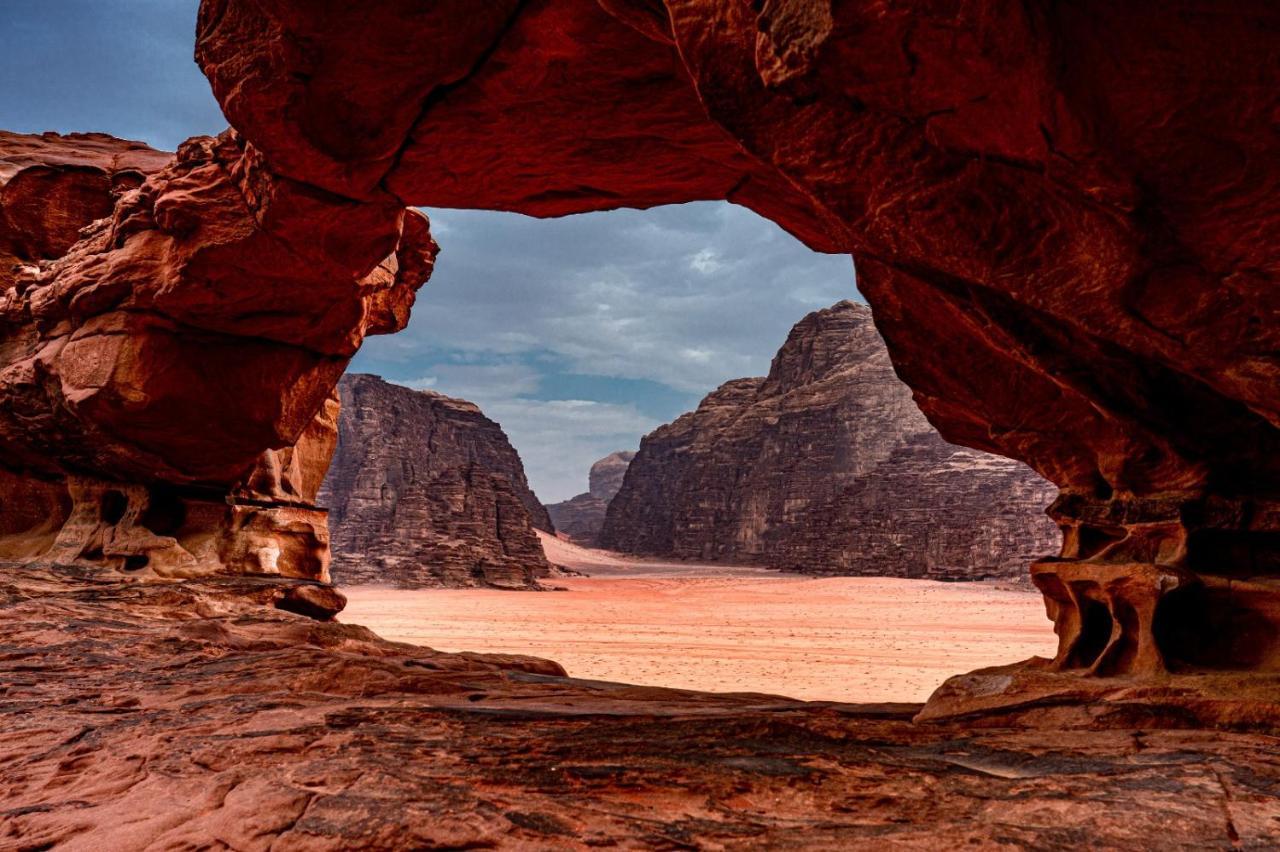 Wadi Rum Old Bedouin Camp Esterno foto