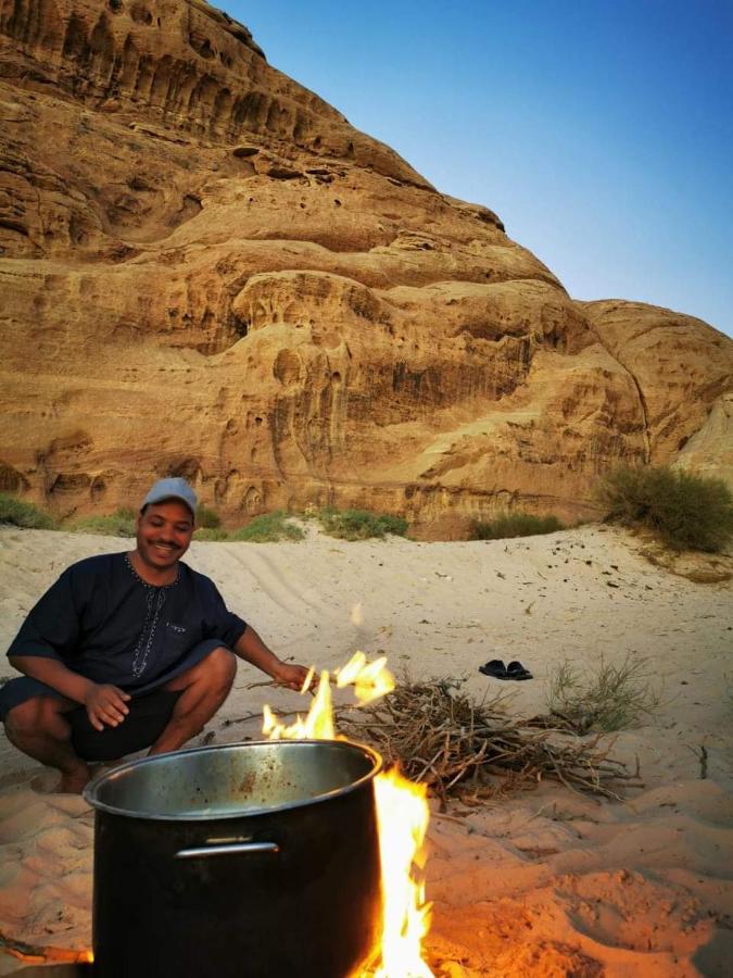 Wadi Rum Old Bedouin Camp Esterno foto