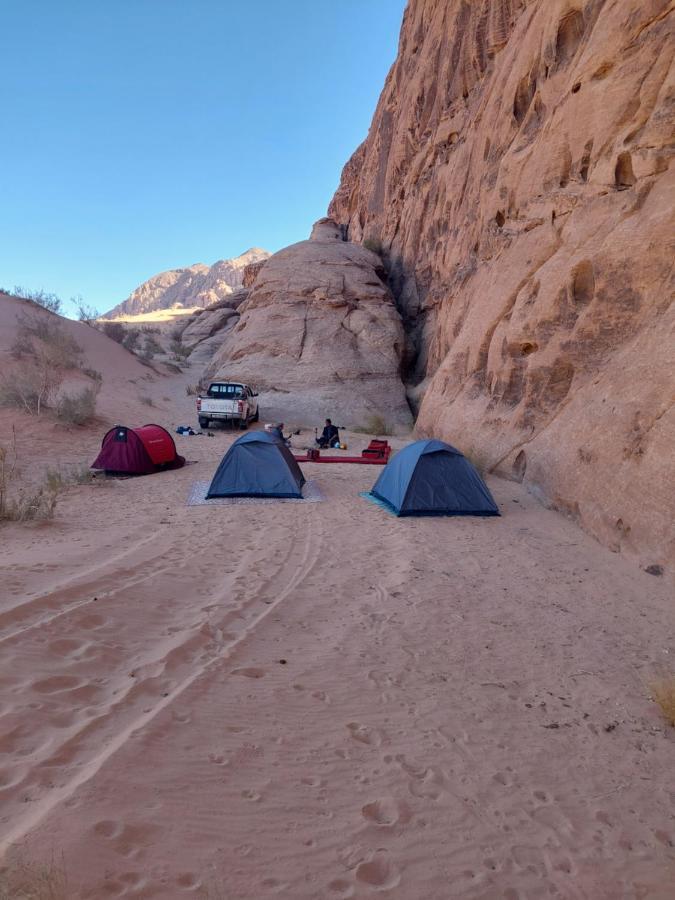 Wadi Rum Old Bedouin Camp Esterno foto