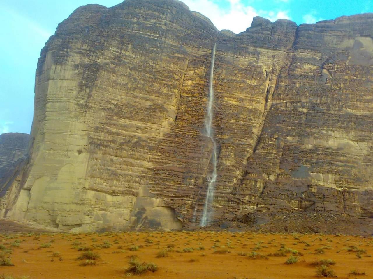 Wadi Rum Old Bedouin Camp Esterno foto